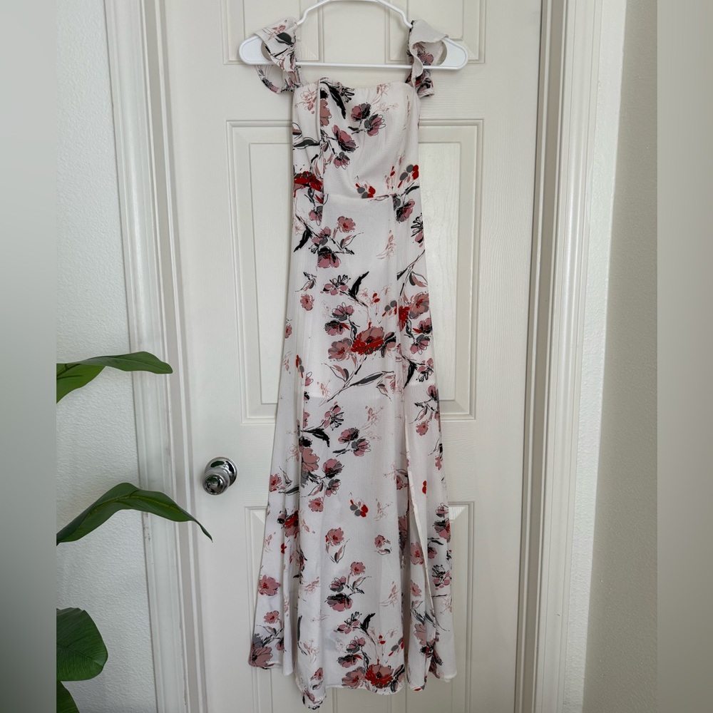 Flowy Floral Maxi Dress